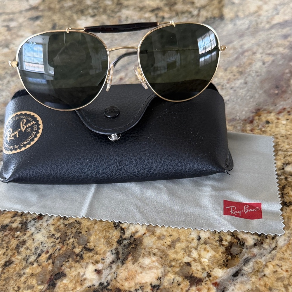Ray-Ban Gold Frame Sunglasses with Black Lenses